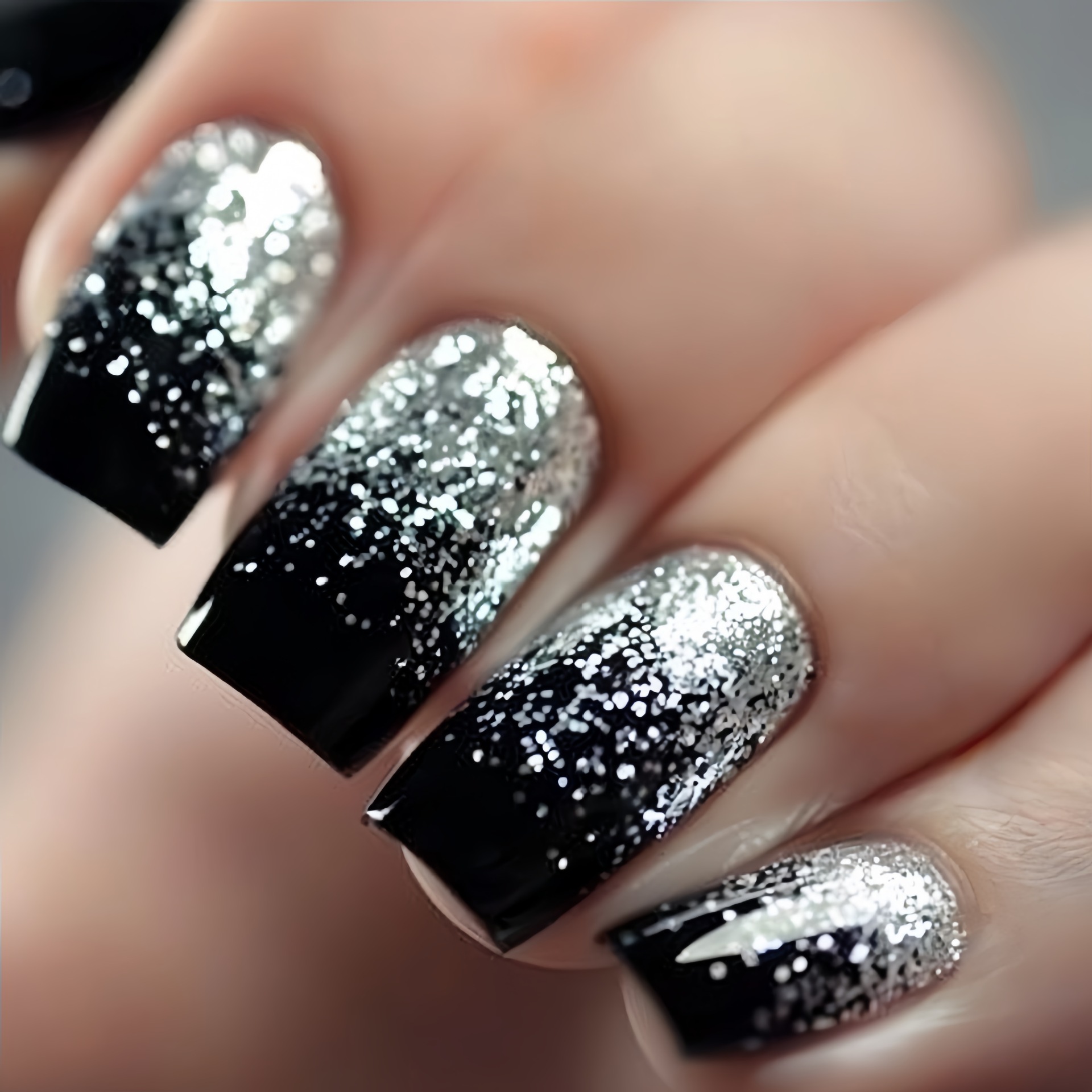 Nail Art Glitter - Uñas postizas medianas cortas, degradado, marrón,