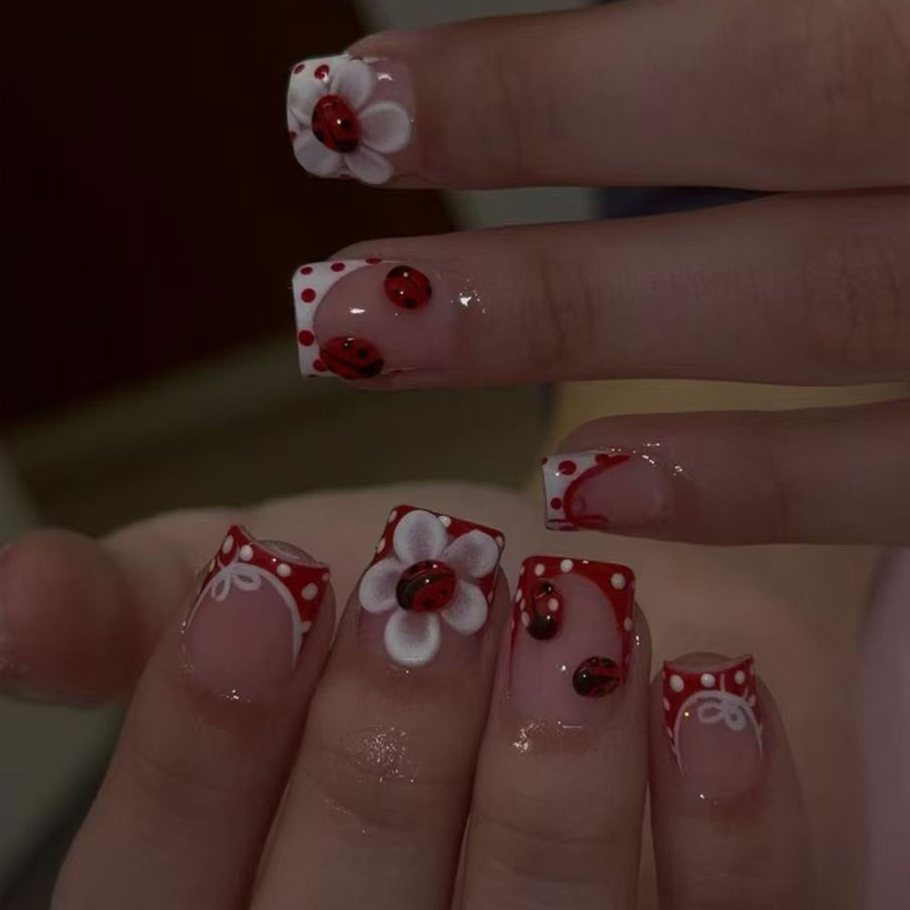 24 piezas por juego. Pegatinas - Nail Art Red reseña y precio