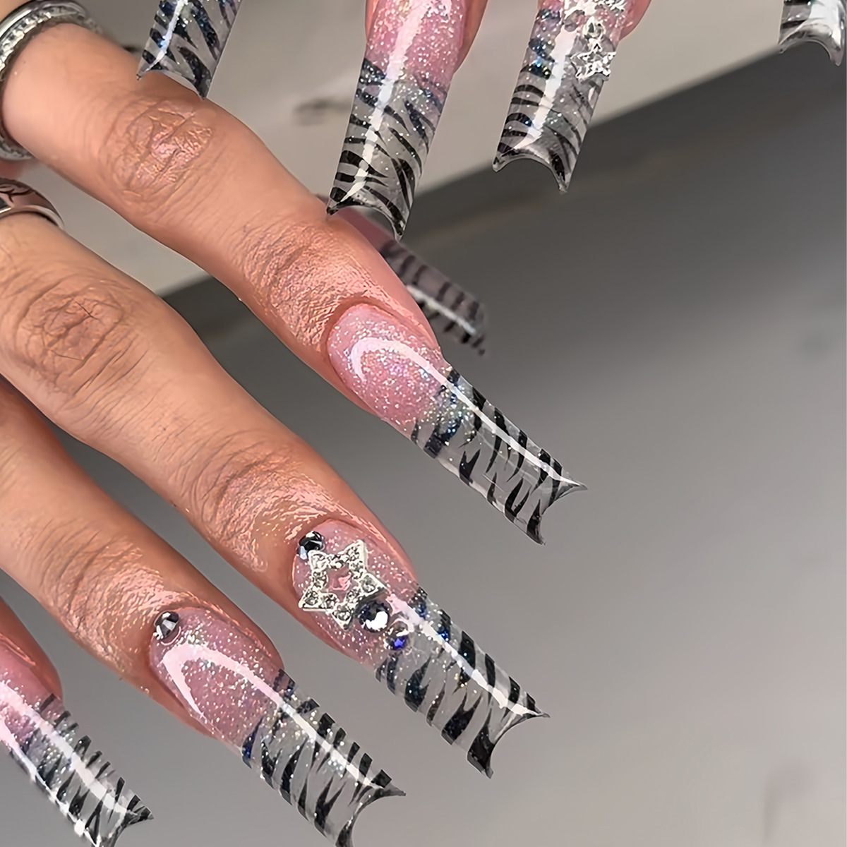 24 Uñas Postizas Largas con Fo - Nail Art Glitter reseña y precio